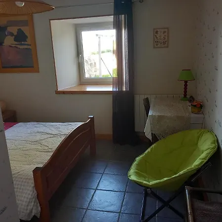 La Serenite Oda ve Kahvaltı Grazac (Auvergne)